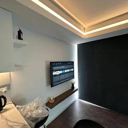 Apartment Grand Sapphire & Casino Phicardou