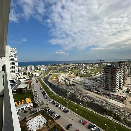 Grand Sapphire Flat *