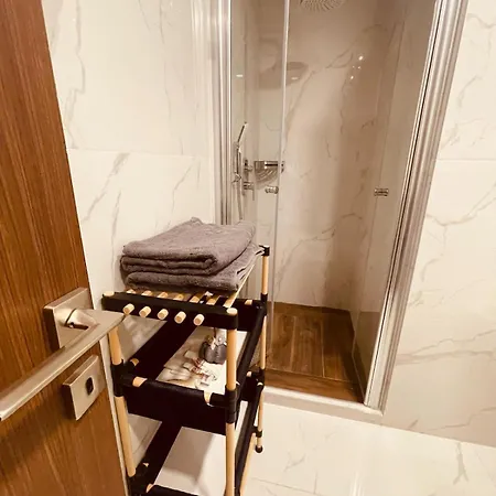 Apartment Grand Sapphire & Casino Phicardou